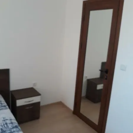 Apartment явор *