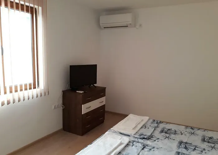 явор Appartement Balchik